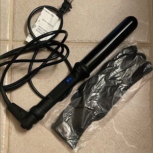 NuMe Black Curling Wand with Glove